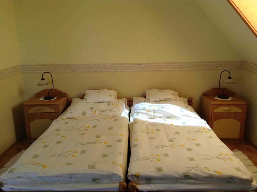 Fonix Fogado Hotell Lenti Rum bild